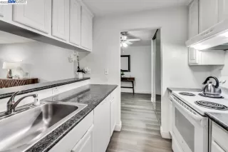 Photo #6: 41036318 Listing