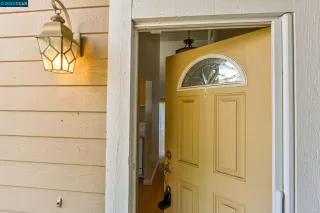 Photo #2: 41036373 Listing