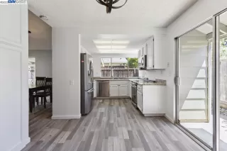 Photo #6: 41036417 Listing 