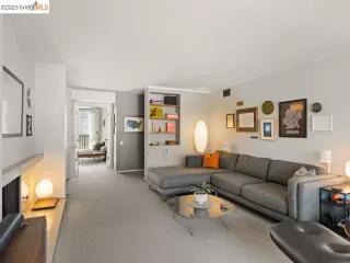 Photo #2: 41036449 Listing 