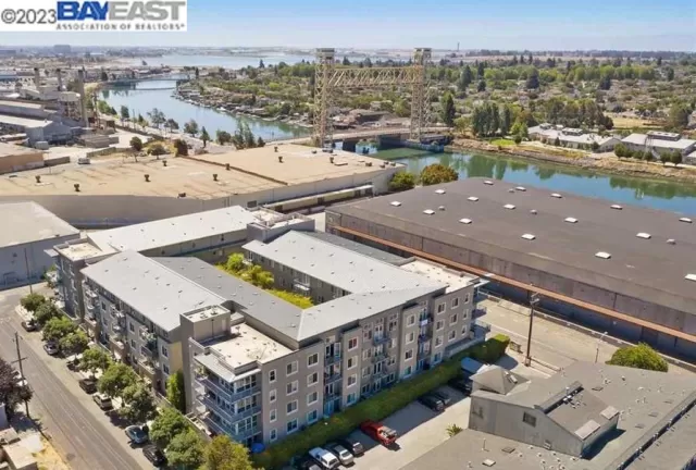 MLS: 41036458 Condo For Sale