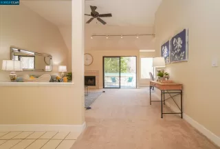 Photo #2: 41036462 Listing 