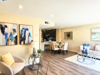 Photo #6: 41036469 Listing