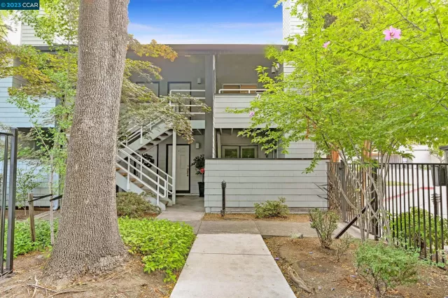 MLS: 41036511 Condo For Sale