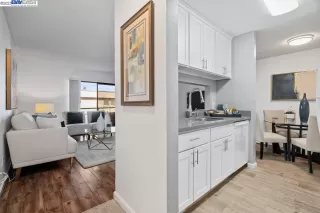 Photo #1: 41036602 Listing 