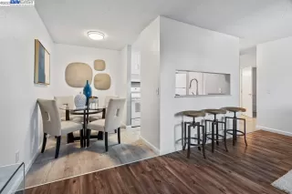 Photo #5: 41036602 Listing 