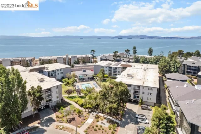 MLS: 41036603 Condo For Sale