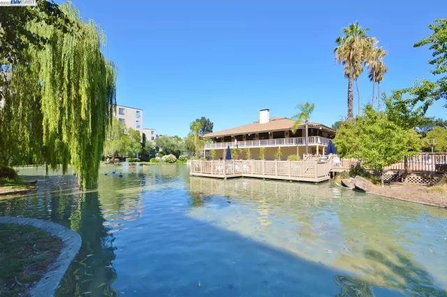 MLS: 41036614 Condo For Sale