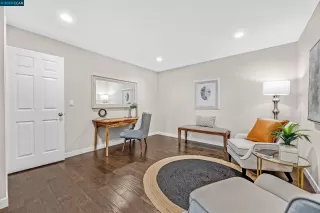 Photo #5: 41036716 Listing