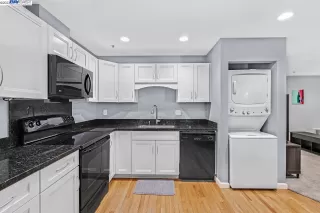 Photo #1: 41036808 Listing