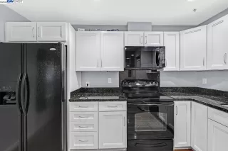 Photo #3: 41036808 Listing