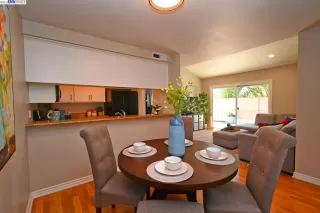 Photo #6: 41036889 Listing 