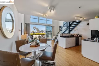 Photo #2: 41036899 Listing 