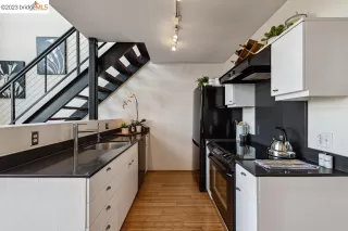 Photo #6: 41036899 Listing 