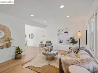 Photo #2: 41036917 Listing 