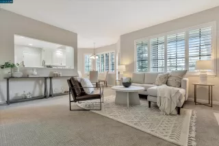 Photo #5: 41036947 Listing 