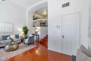 Photo #5: 41036986 Listing 