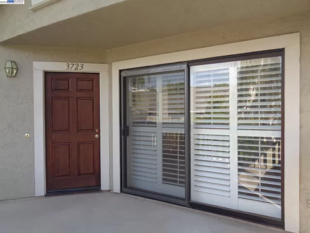 MLS: 41036995 Condo For Sale