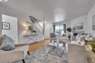 Photo #4: 41036998 Listing 