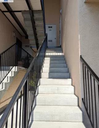 Photo #5: 41037013 Listing 