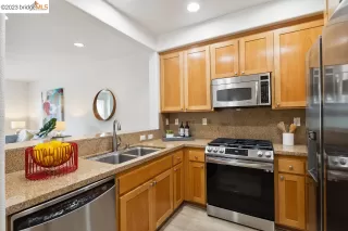 Photo #5: 41037208 Listing