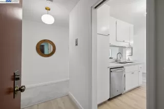 Photo #3: 41037267 Listing