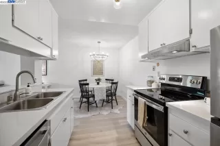 Photo #5: 41037267 Listing