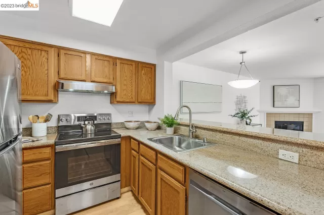 MLS: 41037320 Condo For Sale