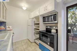 Photo #6: 41037328 Listing