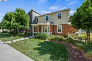 Photo #2: 41037361 Listing