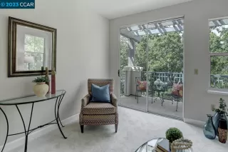 Photo #2: 41037370 Listing