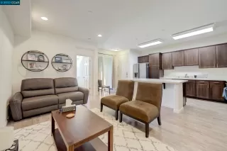 Photo #4: 41037423 Listing