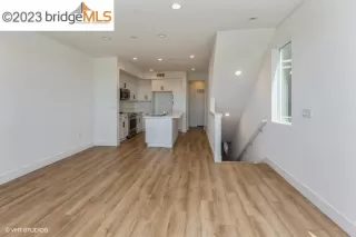 Photo #4: 41037433 Listing