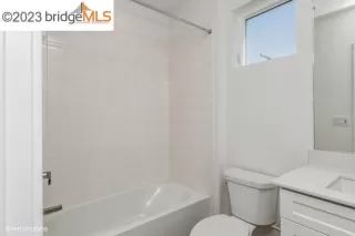 Photo #6: 41037433 Listing