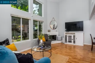 Photo #1: 41037460 Listing