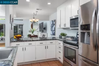 Photo #5: 41037460 Listing