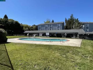 Photo #5: 41037478 Listing 