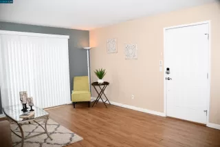 Photo #5: 41037502 Listing 