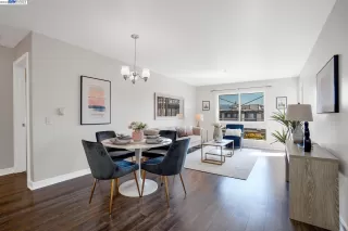 Photo #2: 41037531 Listing 