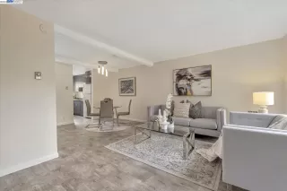 Photo #4: 41037568 Listing