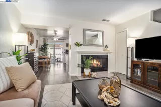 Photo #6: 41037643 Listing 