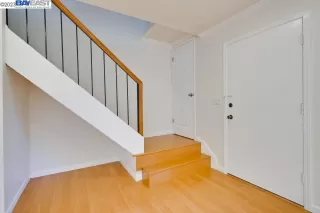 Photo #5: 41037647 Listing 