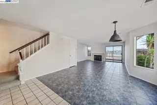 Photo #5: 41037670 Listing