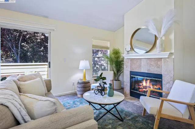 MLS: 41037679 Condo For Sale