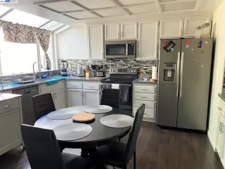 Photo #3: 41037709 Listing 