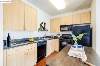 Photo #6: 41037710 Listing 