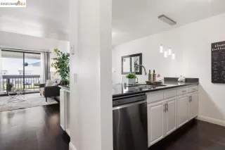 Photo #4: 41037727 Listing