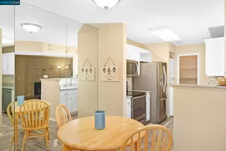 Photo #5: 41037739 Listing