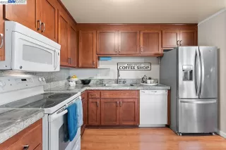 Photo #3: 41037789 Listing