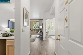 Photo #3: 41037791 Listing